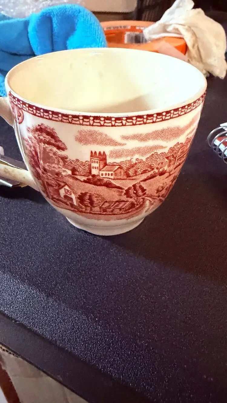 Johnson Bros Old Britain Castles Red Tea Cup & Saucer Kenilworth Castle England